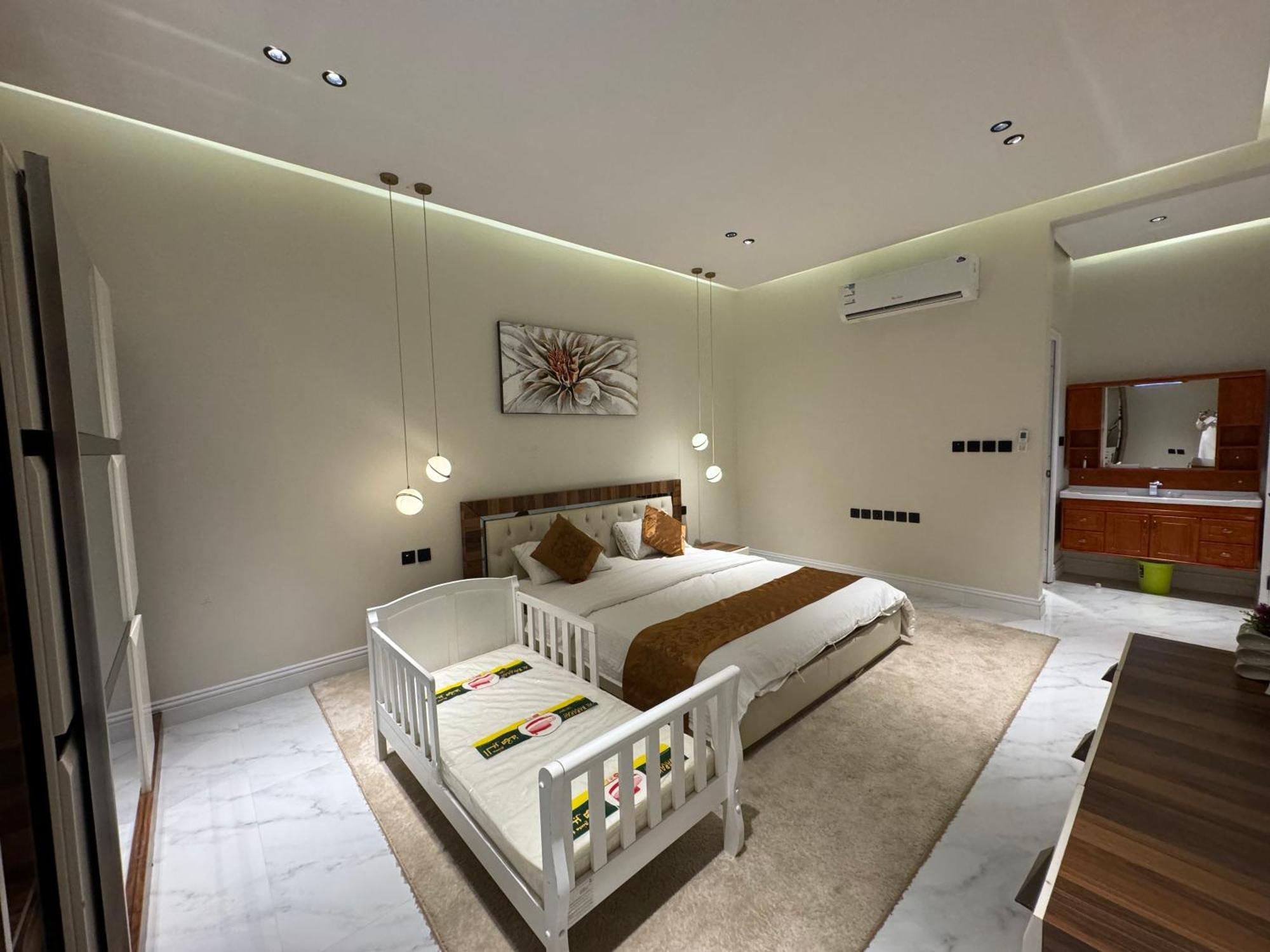 فاخرة ٣ غرف نوم وصالة بدخول ذاتي ١١ Apartment